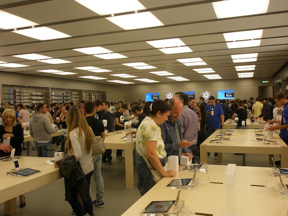 Il nuovo Apple Store di Lonato